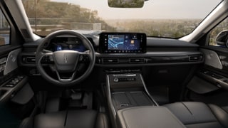 2026 Lincoln Lincoln Aviator Internal Image 2